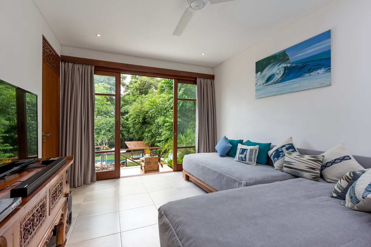 DjTrd8LKtMRINFf3RMGJ2nfa64S8wGReaUphZLgq