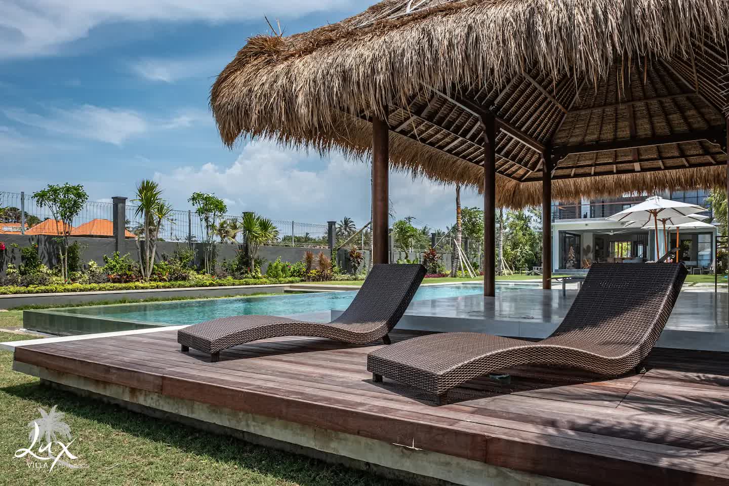 SAFf1vVU80NkonLLr6njjusy80muXdPx3h2FbU3z