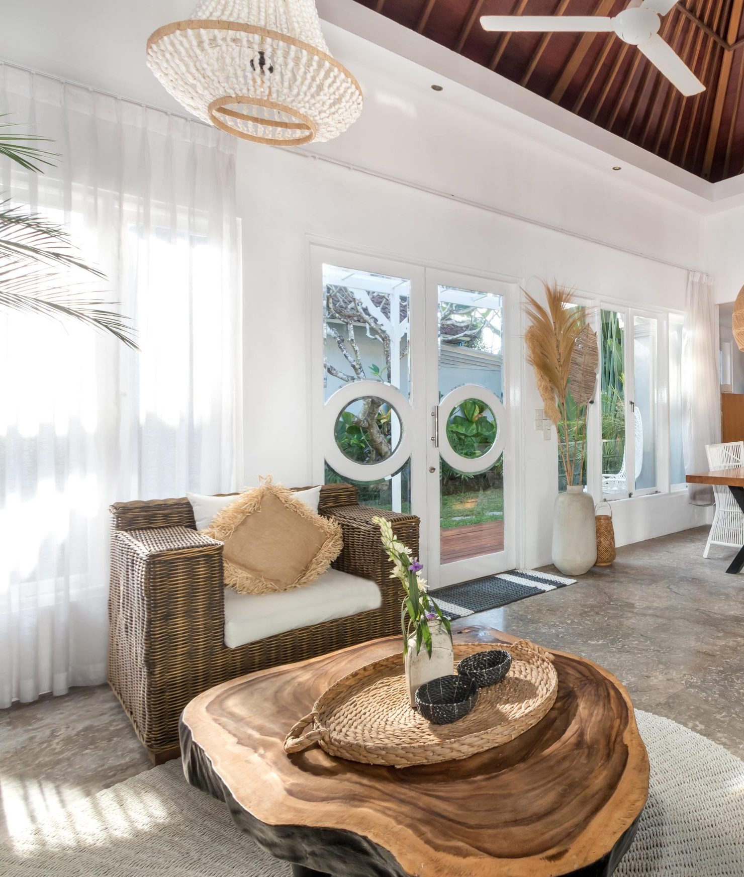 lUgFoIuWbbElfrkA5SuNM3ALEIfwteyemJk9t52F-min