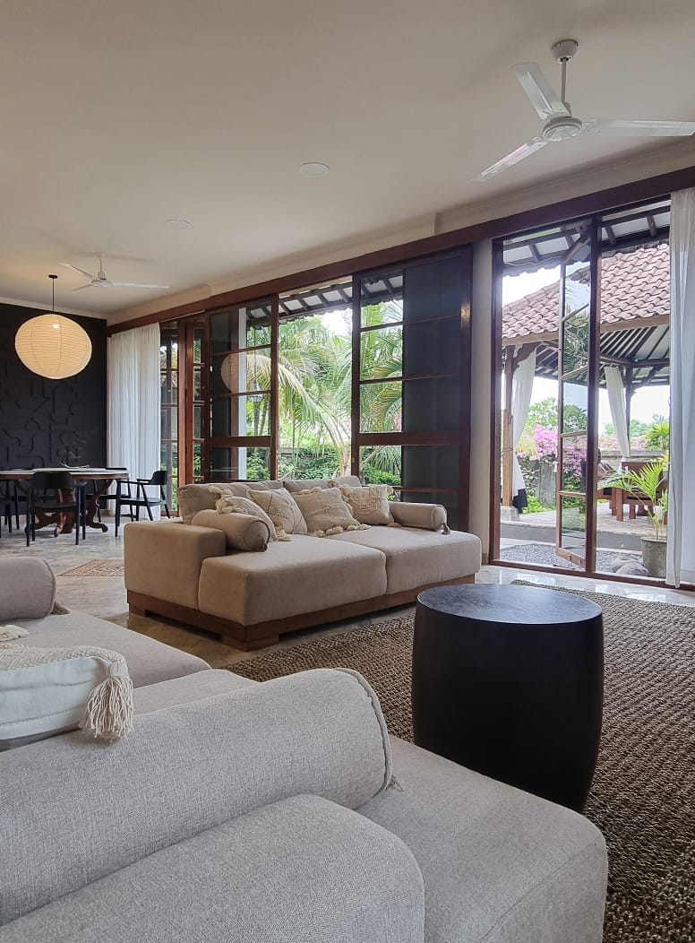 WhatsApp Image 2024-12-13 at 08.27.54 (1)