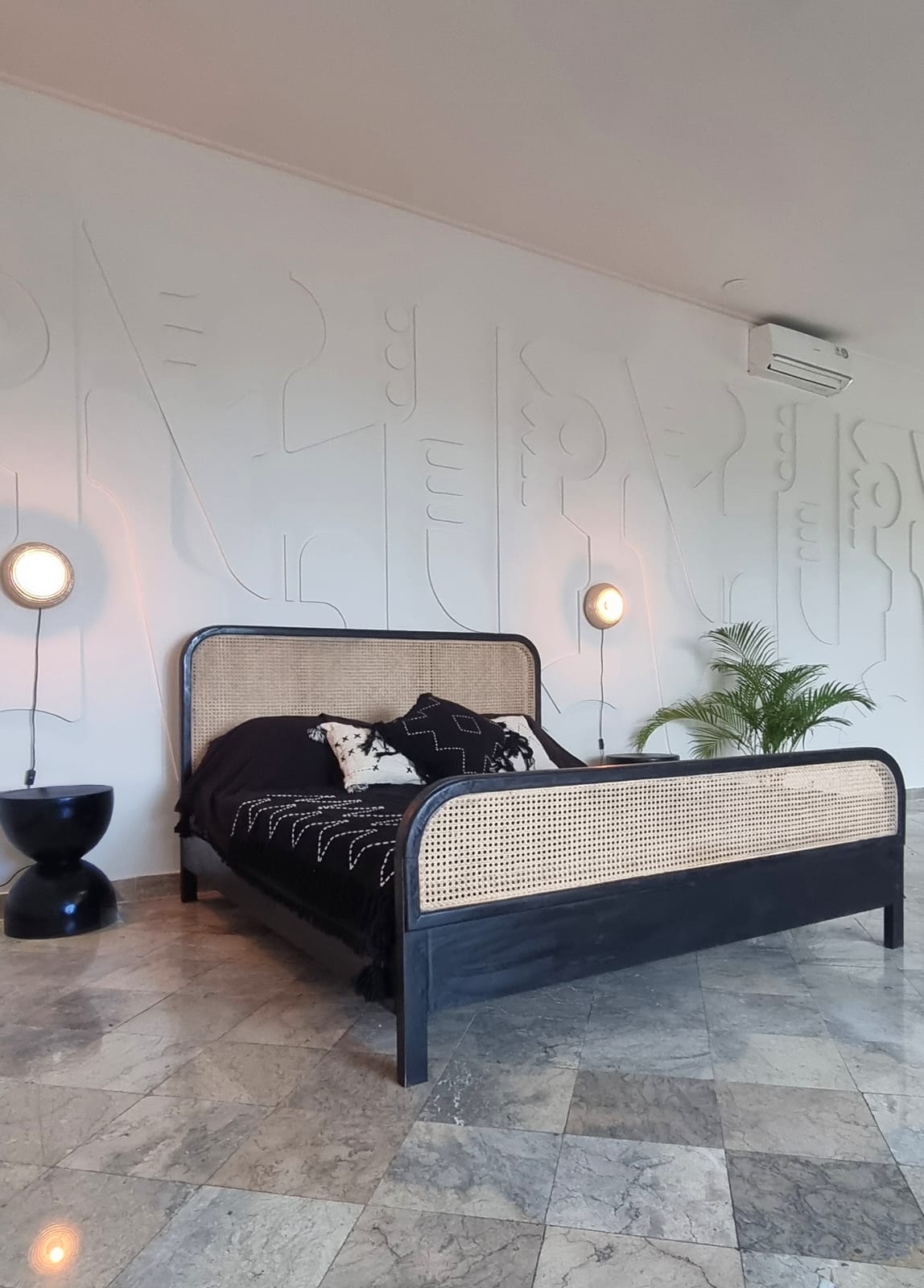 WhatsApp Image 2024-12-13 at 08.27.57